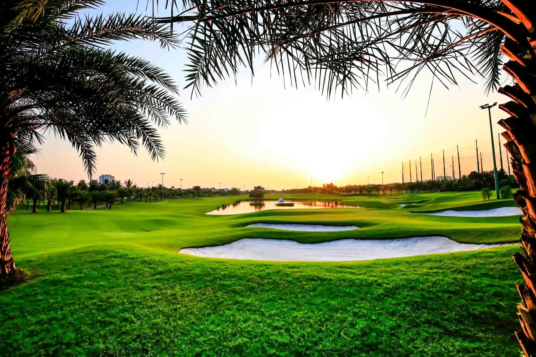 Sân Golf Long Biên